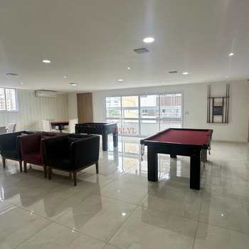 Apartamento em Praia Grande, bairro Guilhermina