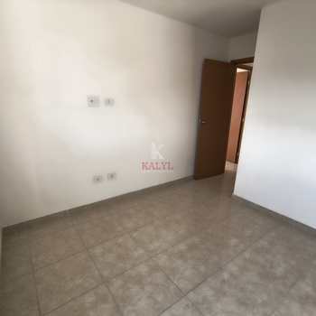 Apartamento em Praia Grande, bairro Guilhermina