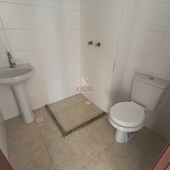 Apartamento em Praia Grande, bairro Guilhermina