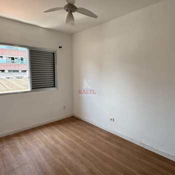Apartamento em Praia Grande, bairro Boqueirão