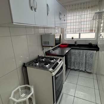 Apartamento em Praia Grande, bairro Canto do Forte