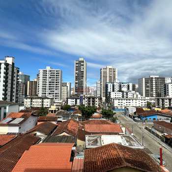 Apartamento em Praia Grande, bairro Guilhermina