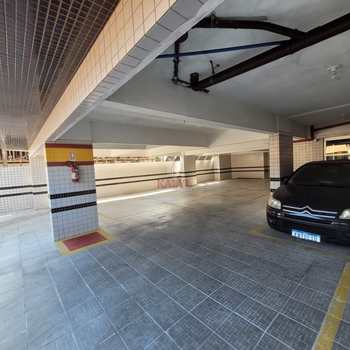 Apartamento em Praia Grande, bairro Guilhermina