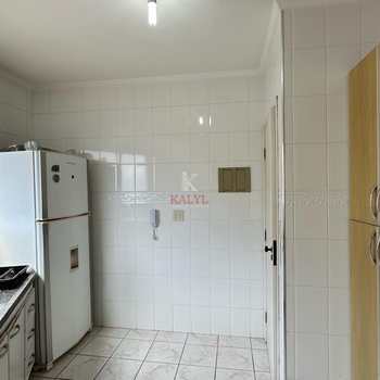 Apartamento em Praia Grande, bairro Guilhermina