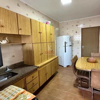 Apartamento em Praia Grande, bairro Guilhermina