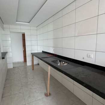 Apartamento em Praia Grande, bairro Ocian