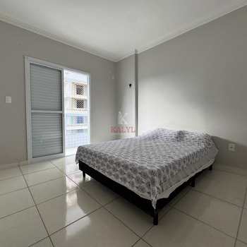 Apartamento em Praia Grande, bairro Canto do Forte