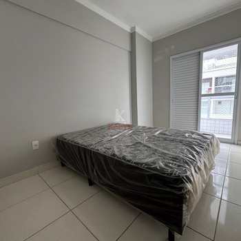Apartamento em Praia Grande, bairro Canto do Forte