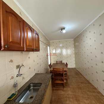 Apartamento em Praia Grande, bairro Guilhermina