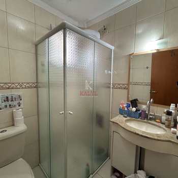 Apartamento em Praia Grande, bairro Guilhermina