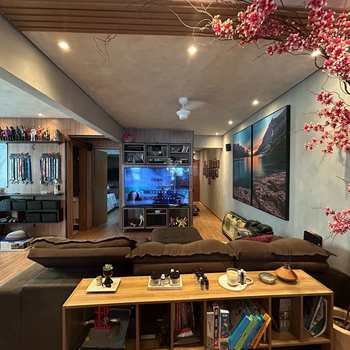 Apartamento em Praia Grande, bairro Guilhermina
