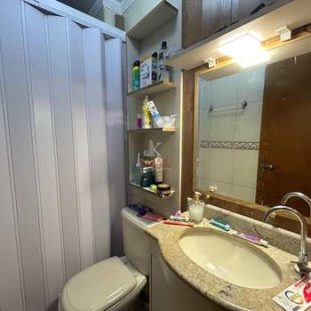 Apartamento em Praia Grande, bairro Guilhermina