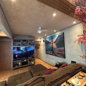 Apartamento em Praia Grande, bairro Guilhermina
