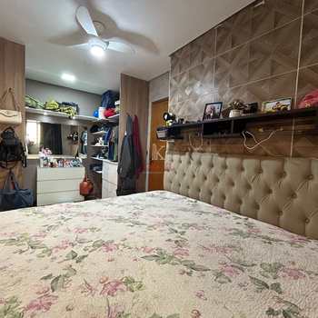 Apartamento em Praia Grande, bairro Guilhermina