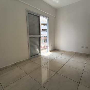 Apartamento em Praia Grande, bairro Vila Guilhermina