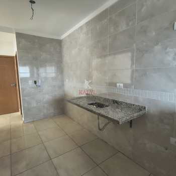 Apartamento em Praia Grande, bairro Vila Guilhermina
