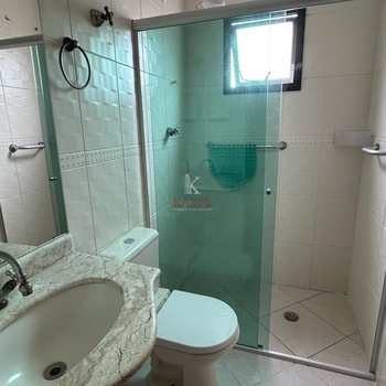 Apartamento em Praia Grande, bairro Guilhermina