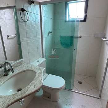 Apartamento em Praia Grande, bairro Guilhermina