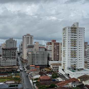 Apartamento em Praia Grande, bairro Guilhermina