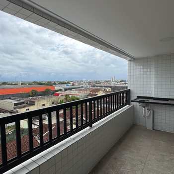 Apartamento em Praia Grande, bairro Guilhermina