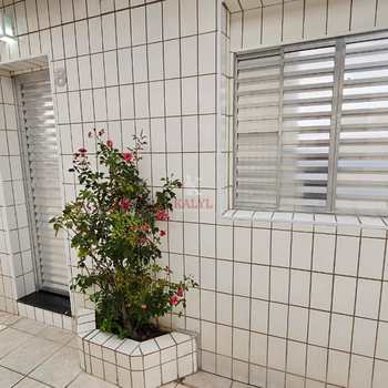 Kitnet em Praia Grande, bairro Canto do Forte