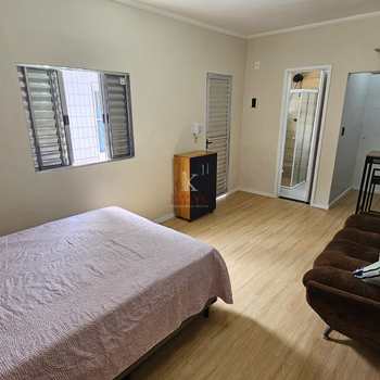 Kitnet em Praia Grande, bairro Canto do Forte