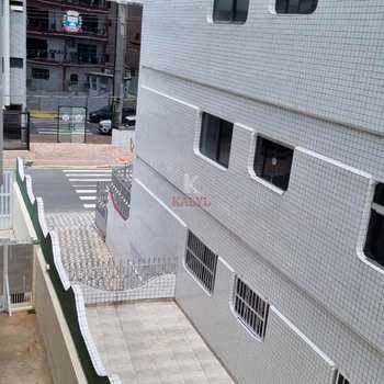 Kitnet em Praia Grande, bairro Boqueirão