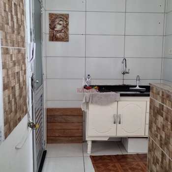 Kitnet em Praia Grande, bairro Boqueirão