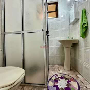 Casa em Praia Grande, bairro Caiçara