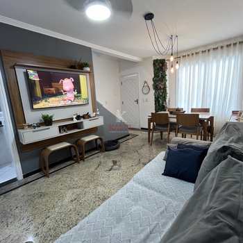 Sobrado em Praia Grande, bairro Canto do Forte