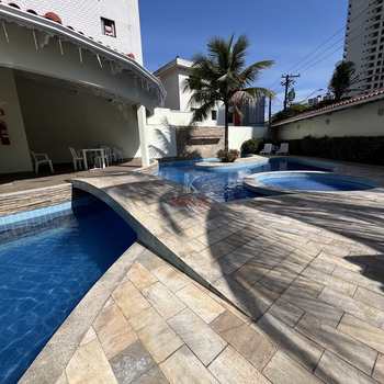 Sobrado em Praia Grande, bairro Canto do Forte