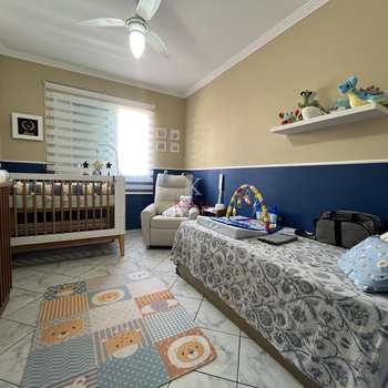 Sobrado em Praia Grande, bairro Canto do Forte