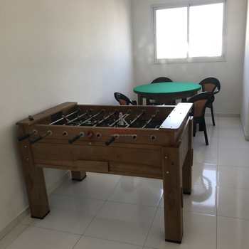 Apartamento em Praia Grande, bairro Vila Guilhermina
