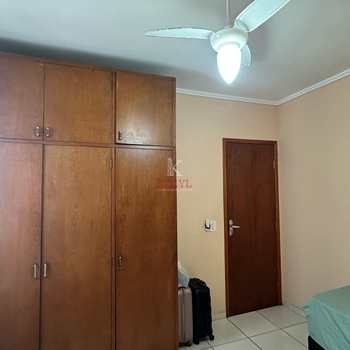 Apartamento em Praia Grande, bairro Vila Guilhermina