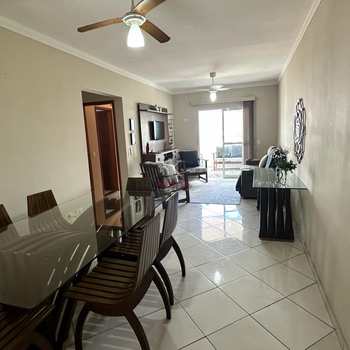 Apartamento em Praia Grande, bairro Vila Guilhermina