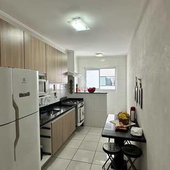 Apartamento em Praia Grande, bairro Vila Guilhermina