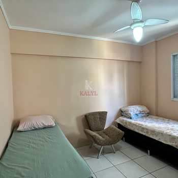 Apartamento em Praia Grande, bairro Vila Guilhermina