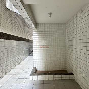 Apartamento em Praia Grande, bairro Vila Guilhermina