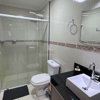 Apartamento em Praia Grande, bairro Guilhermina