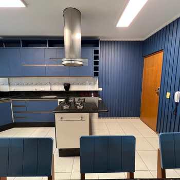 Apartamento em Praia Grande, bairro Aviação