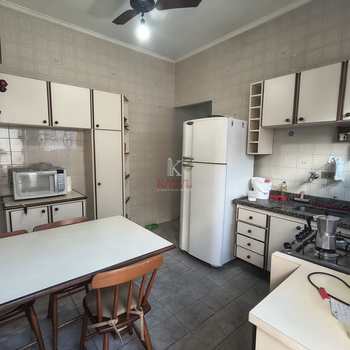 Casa em Praia Grande, bairro Maracanã