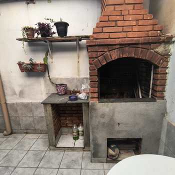 Casa em Praia Grande, bairro Maracanã