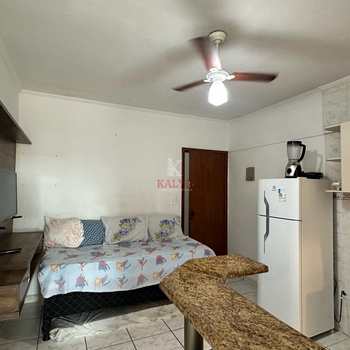 Kitnet em Praia Grande, bairro Ocian