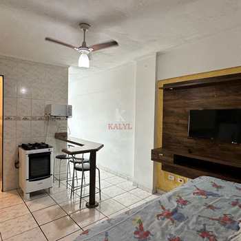Kitnet em Praia Grande, bairro Ocian