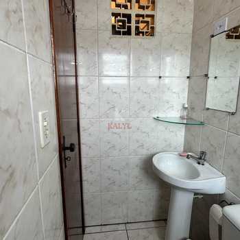 Kitnet em Praia Grande, bairro Ocian