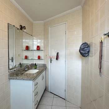 Apartamento em Praia Grande, bairro Guilhermina