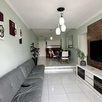 Apartamento em Praia Grande, bairro Guilhermina