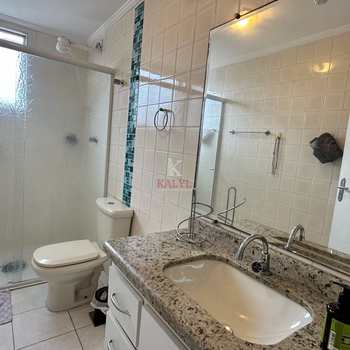 Apartamento em Praia Grande, bairro Guilhermina