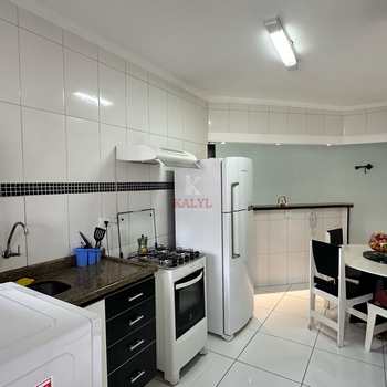 Apartamento em Praia Grande, bairro Guilhermina