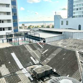 Kitnet em Praia Grande, bairro Boqueirão